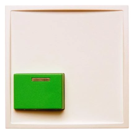  артикул 12518982 название Berker Центральная панель для квитирующего переключателя с зеленой кнопкой цвет: белый, с блеском Be